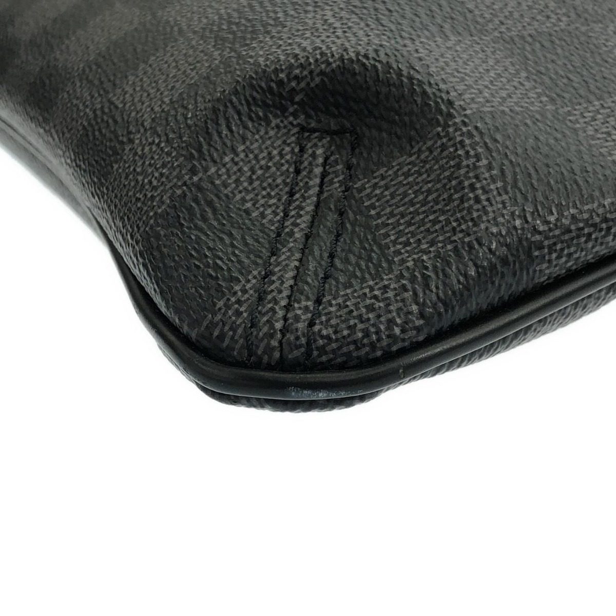 Louis Vuitton Damier Graphite Thomas Shoulder Bag — view 3