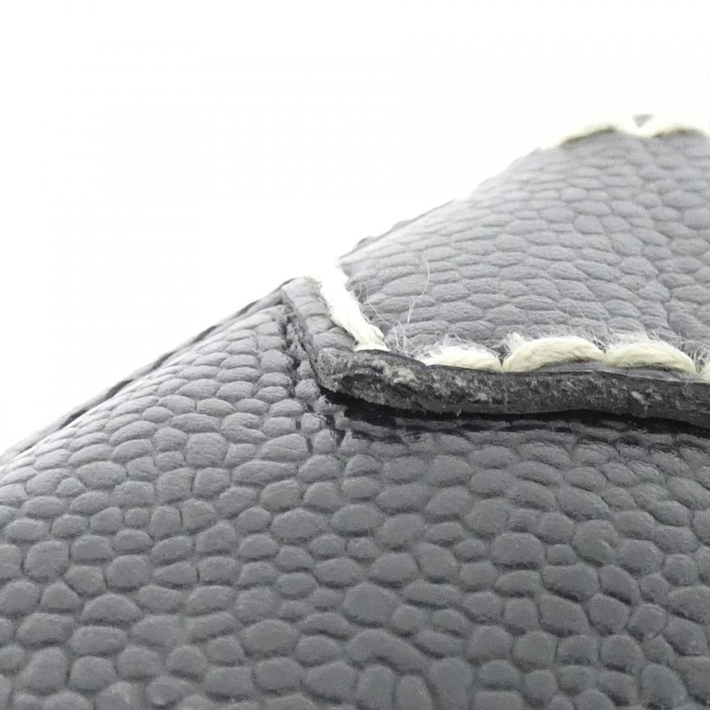 Chanel Vintage Shoulder Bag — view 6