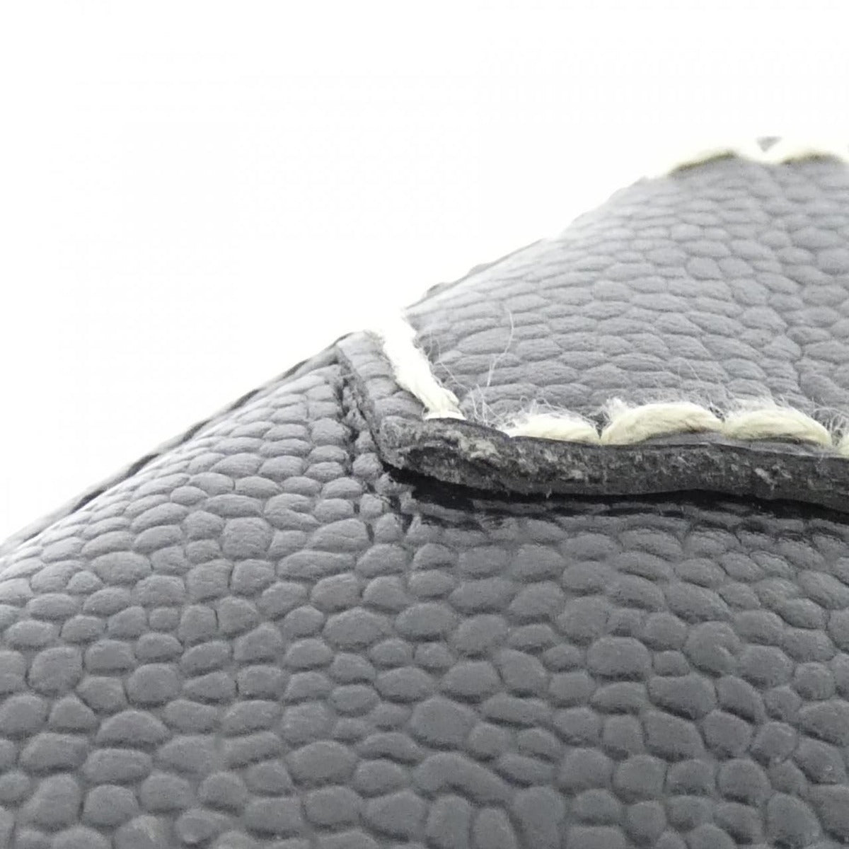 Chanel Vintage Shoulder Bag — view 6