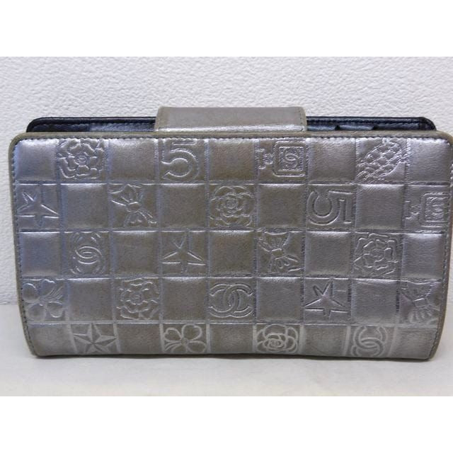 Chanel Icon Wallet Clasp Silver Leather CC Logo 7K — view 2