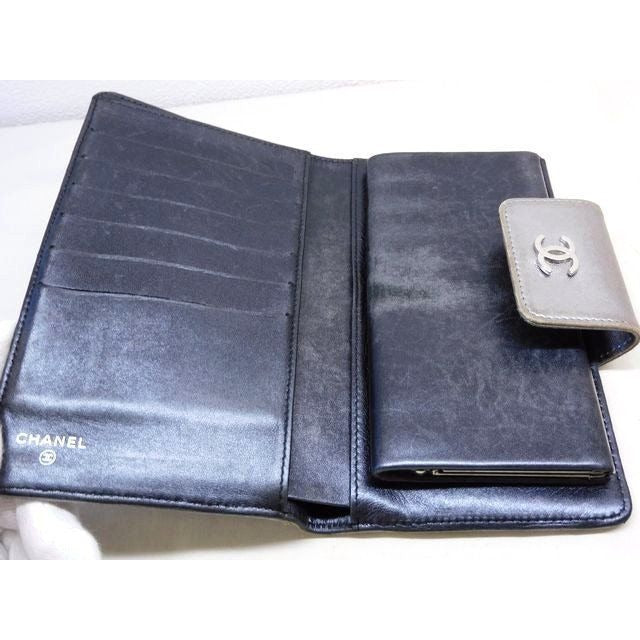 Chanel Icon Wallet Clasp Silver Leather CC Logo 7K — view 3