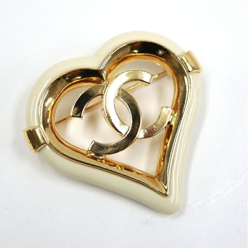 Chanel Heart Brooch CC Gold Plated Beige