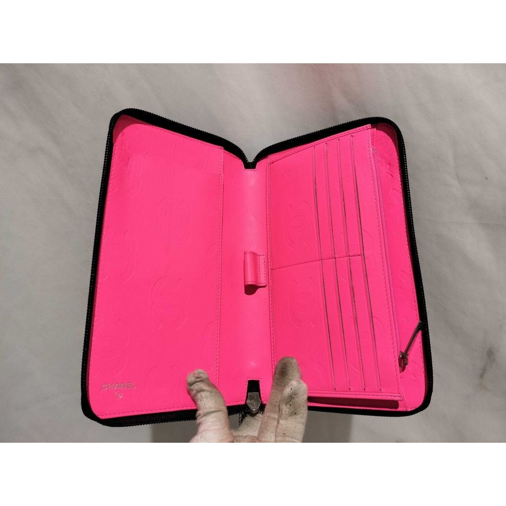 Chanel Wallet Cambon Line Black Pink Leather CC Logo Round — view 8