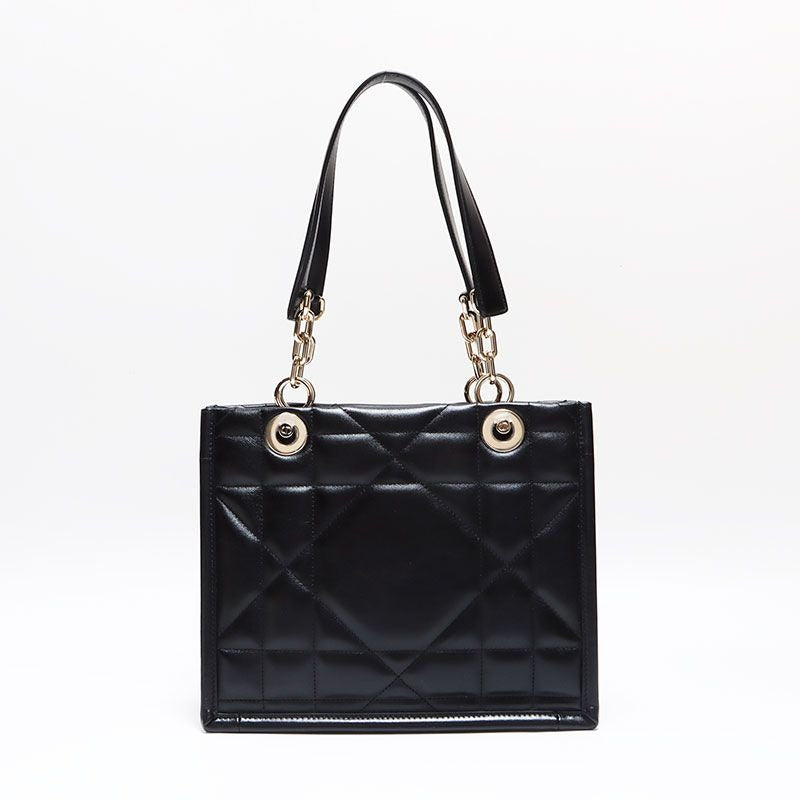 Dior Shoulder Bag Aki Cannage Essential Small Leather