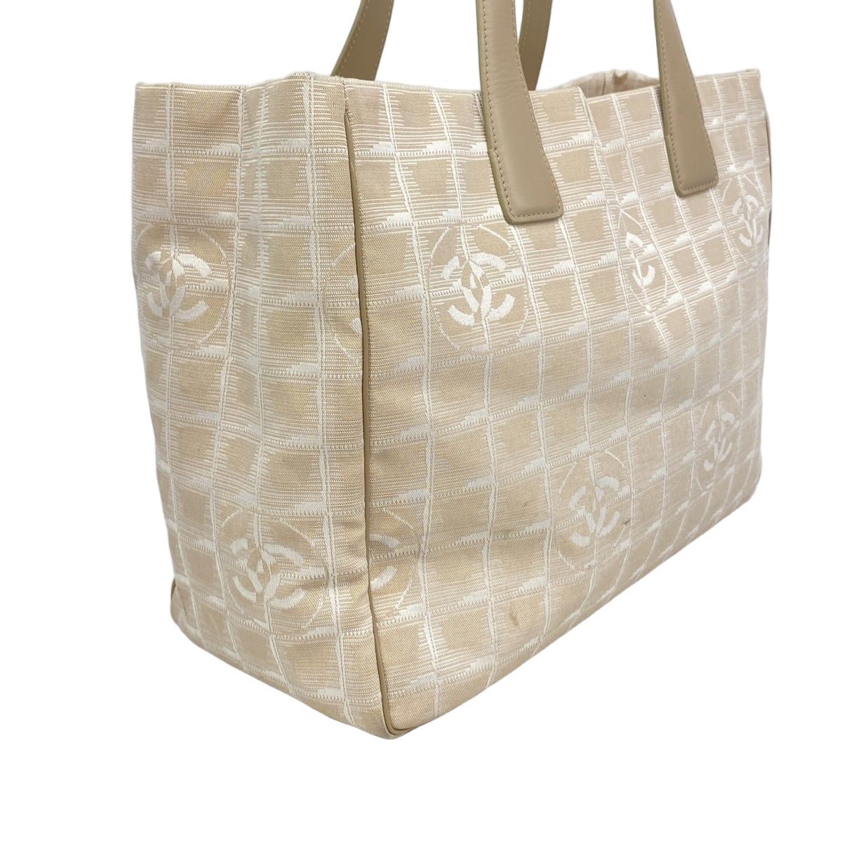 Chanel Tote New Travel Nylon Beige Champagne Gold — view 2