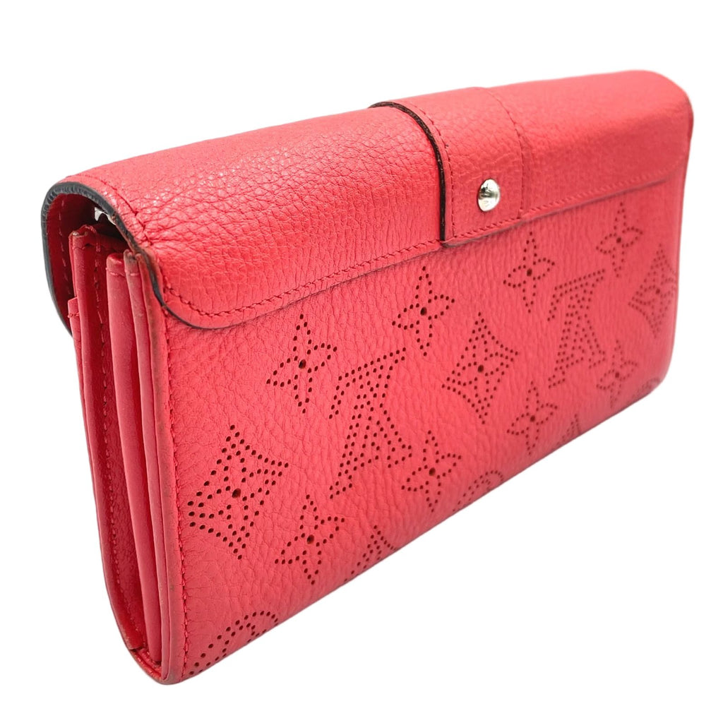 Louis Vuitton Portefeuille Iris Mahina Corail Leather Red Bifold Wallet Silver — view 2