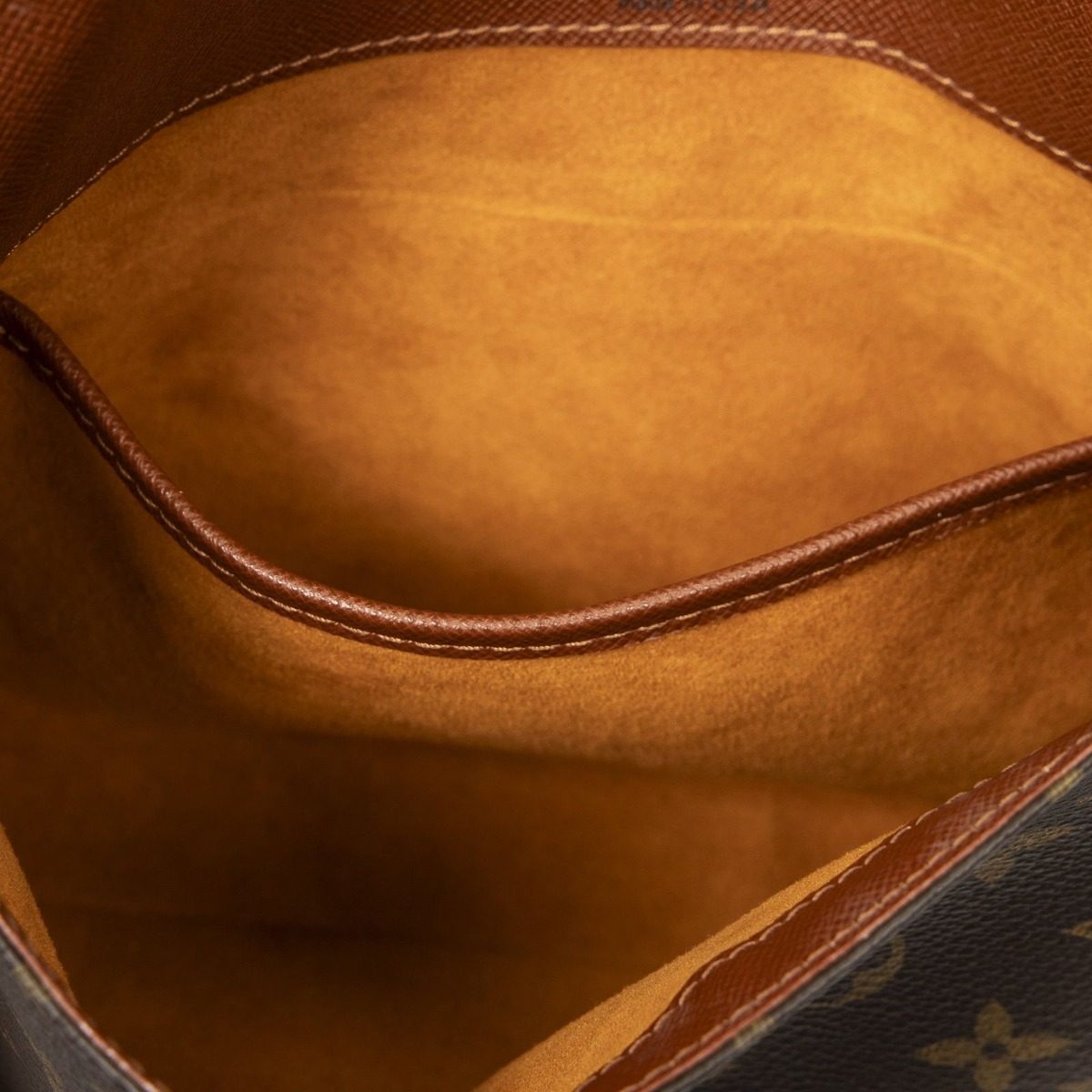 Louis Vuitton Musette Tango Brown Monogram Canvas Messenger Bag — view 9