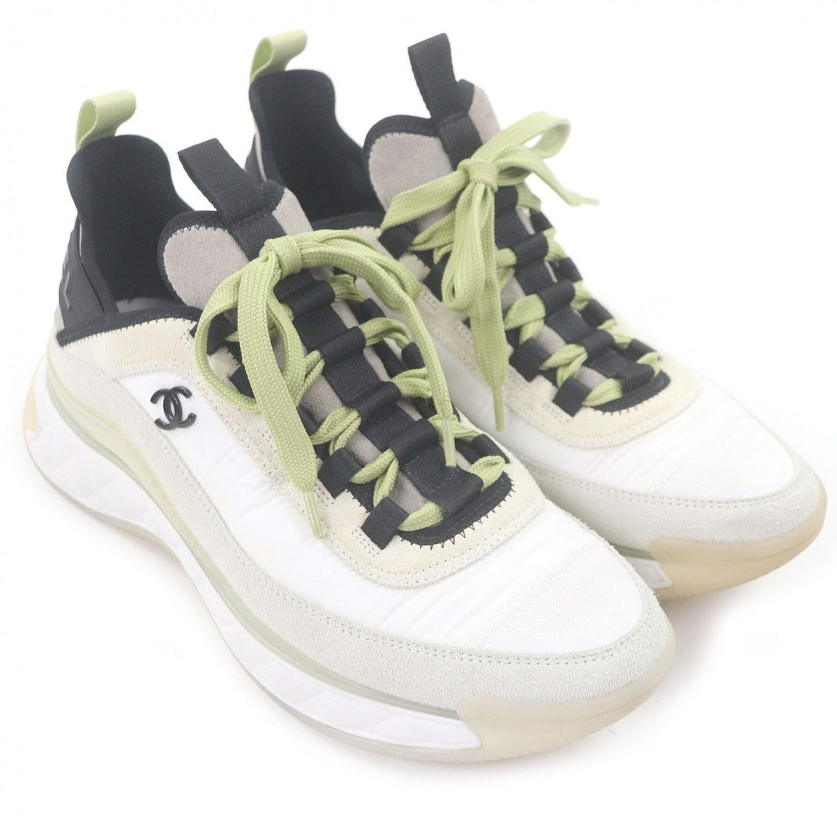 Chanel Partly Suede Leather 20K CC Logo Low Cut Sneakers Beige 39 — view 3