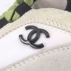 Chanel Partly Suede Leather 20K CC Logo Low Cut Sneakers Beige 39 — view 7