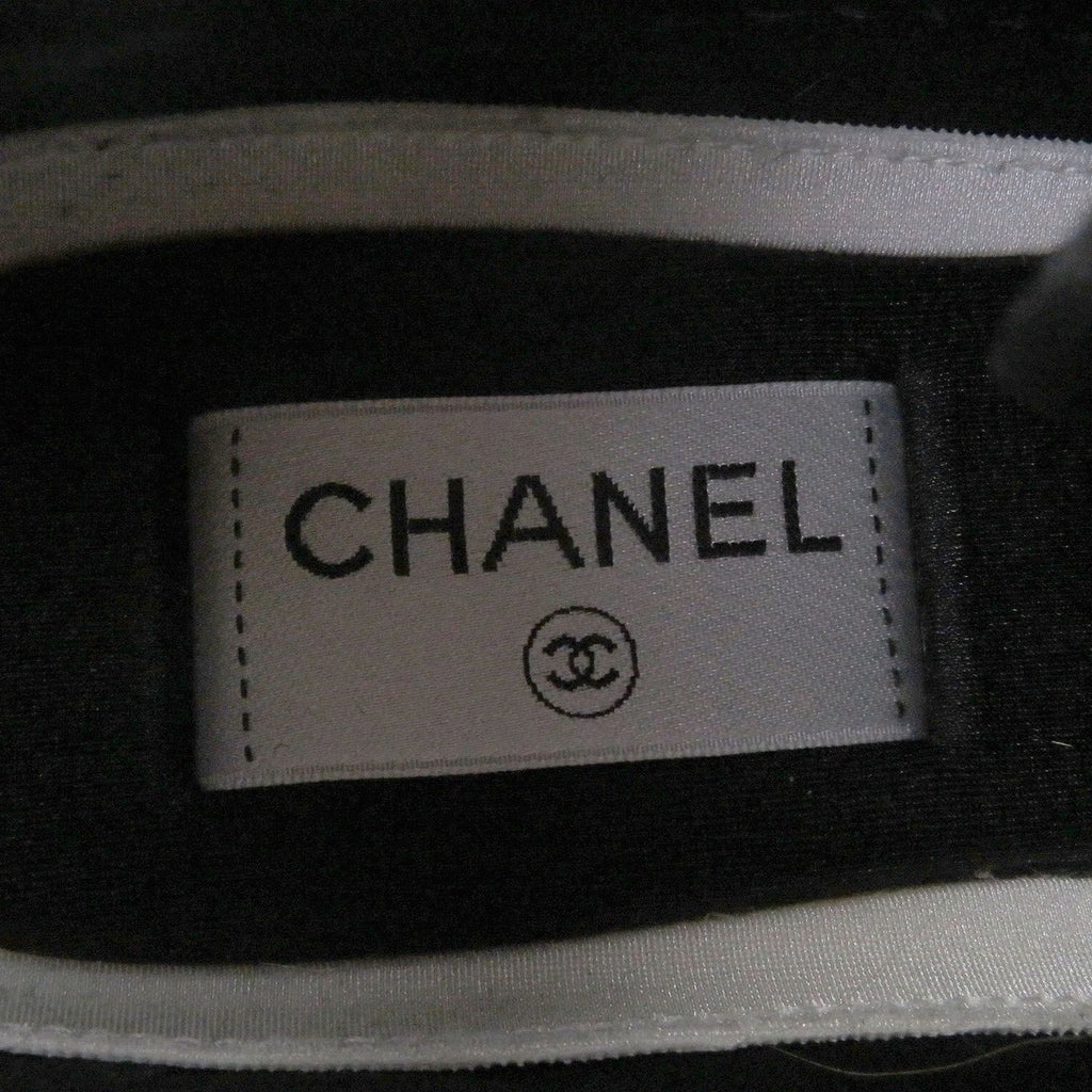 Chanel Partly Suede Leather 20K CC Logo Low Cut Sneakers Beige 39 — view 8