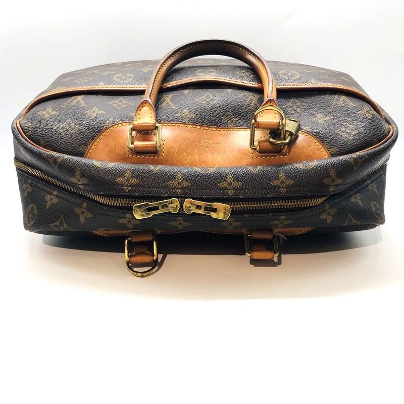 Louis Vuitton Deauville Monogram Handbag Boston Bag Leather — view 5
