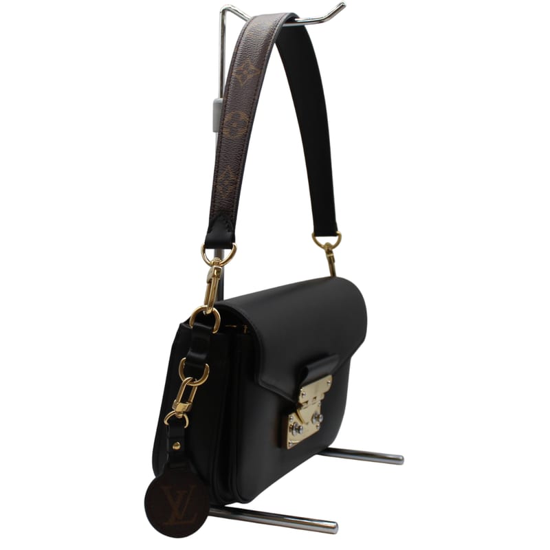 Louis Vuitton Swing Shoulder Bag — view 4