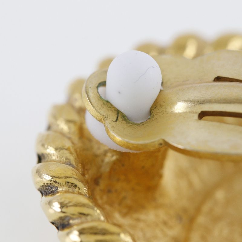 Chanel Coco Mark Vintage Gold Plated 23.8 g Earrings — view 7