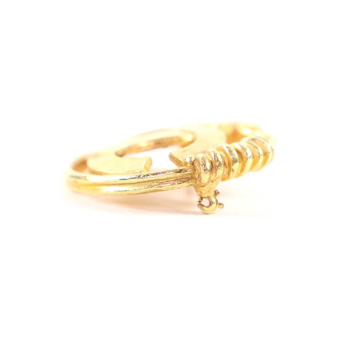 Chanel Vintage CC Logo Coil Brooch Gold — view 4