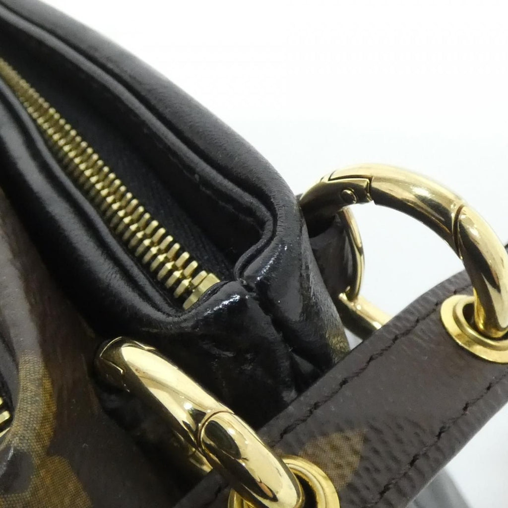 Louis Vuitton Monogram Pochette Lv3 Shoulder Bag — view 4