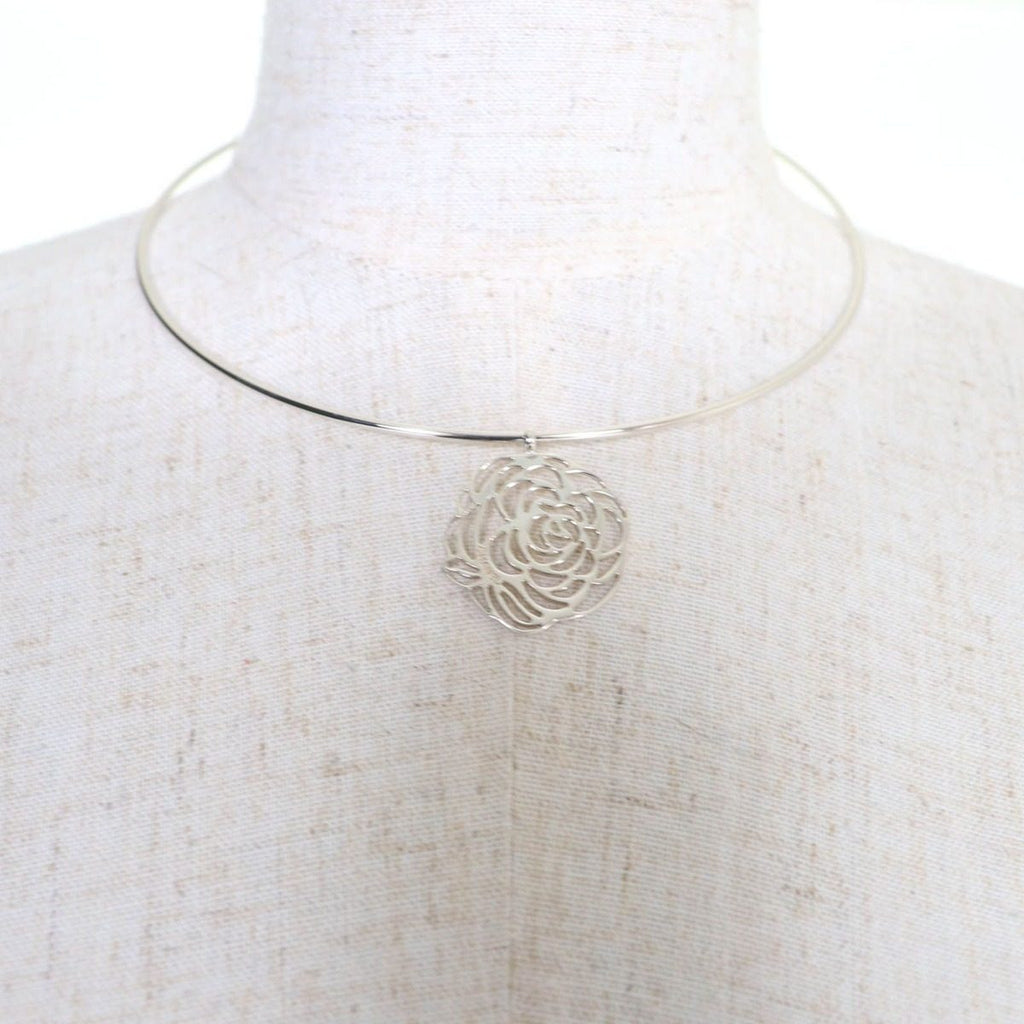 Chanel 925 Camellia Logo Choker Necklace Silver Weight — view 3
