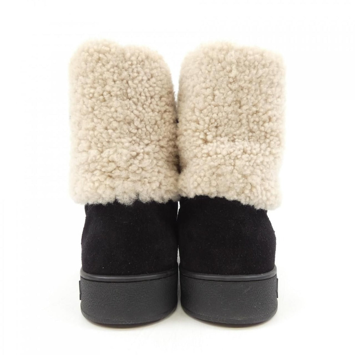 Louis Vuitton Snow Drop Flat Ankle Line Boots — view 5