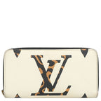 Louis Vuitton Wallet Zippy Monogram Canvas Giant Yvoire Gold Zebra