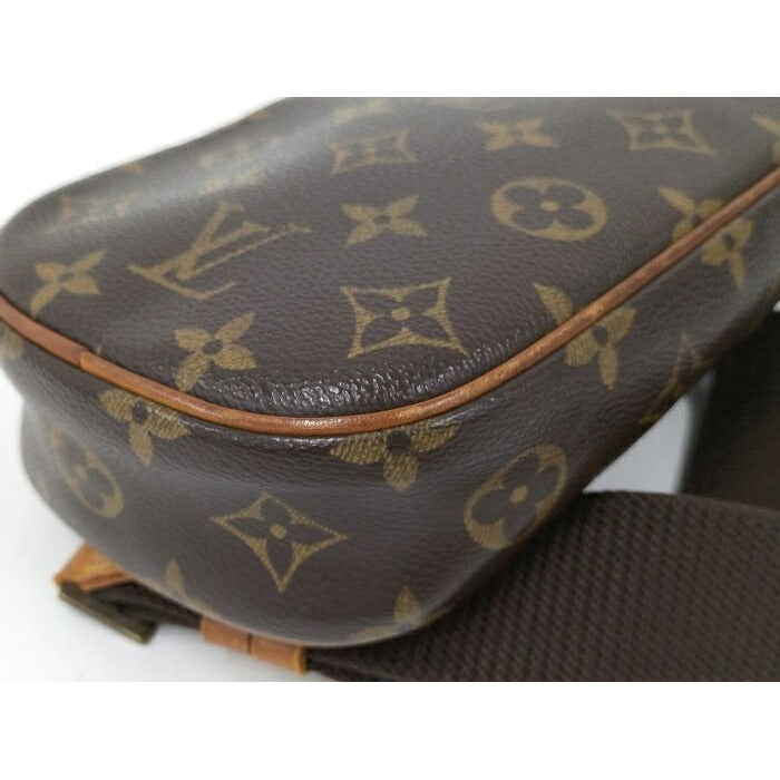 Louis Vuitton Pochette Gange Body Bag Monogram — view 3