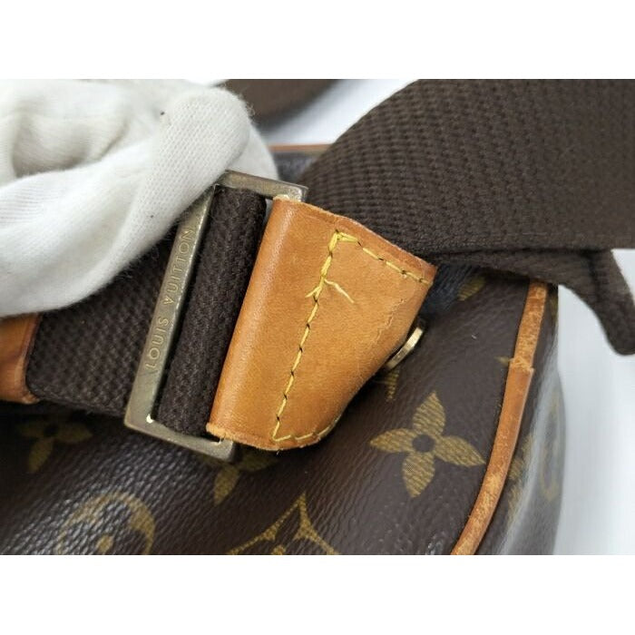 Louis Vuitton Pochette Gange Body Bag Monogram — view 5