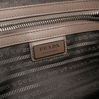 Prada Shoulder Bag Vitello Daino Gray Leather Trick — view 4
