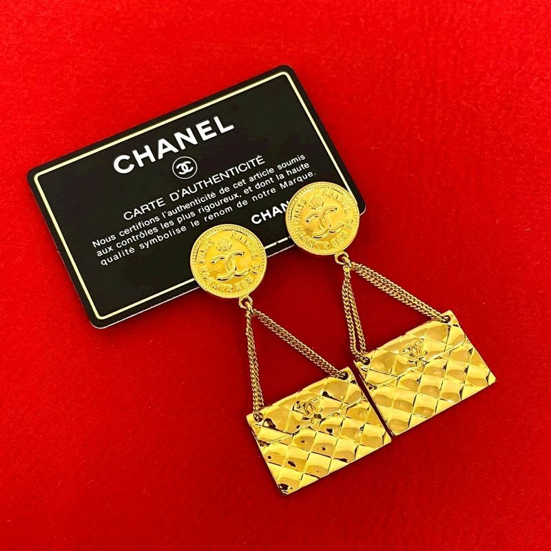 Chanel Vintage Quilted Bag Motif GP Earrings 94P — view 2