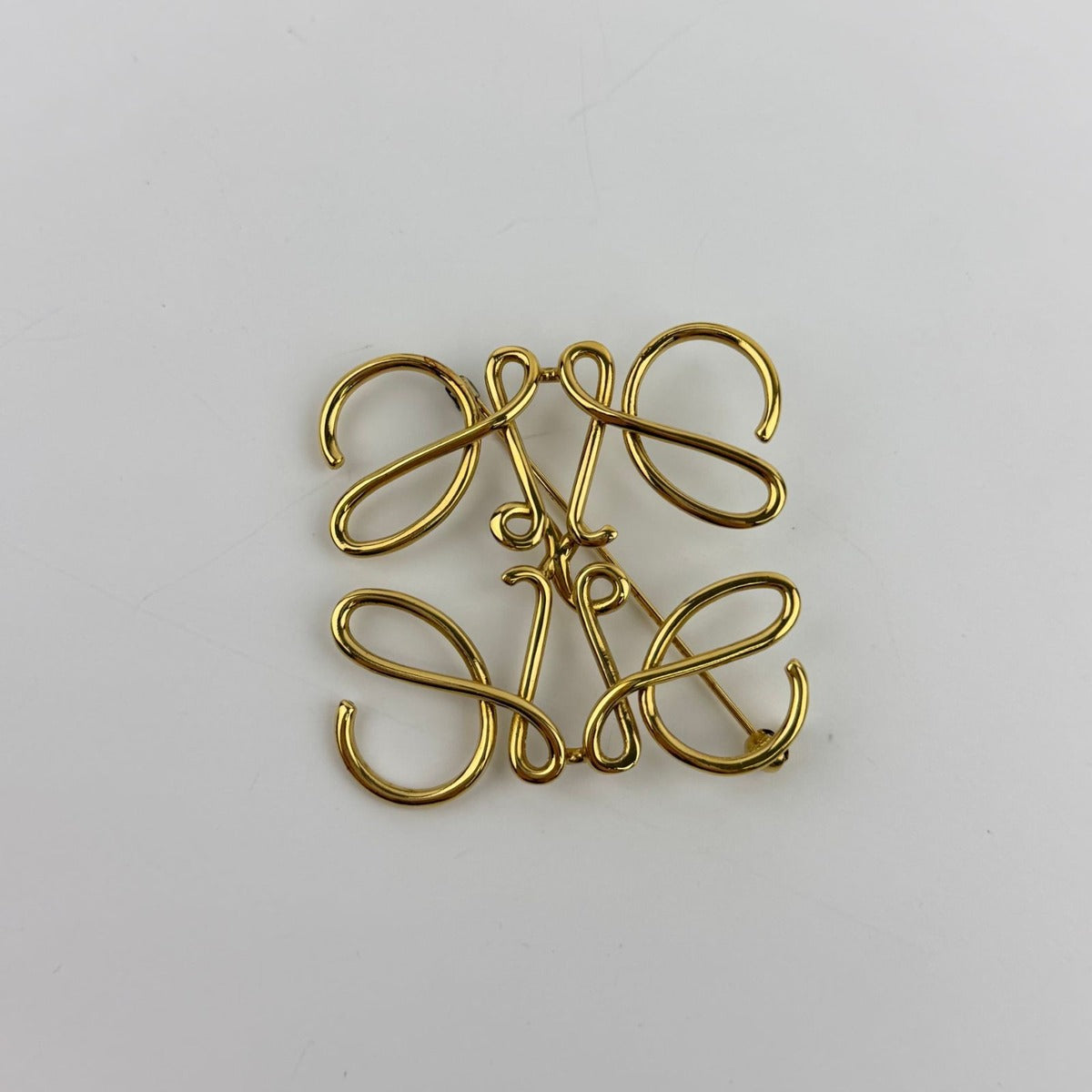 Loewe Anagram Brooch Gold Vintage — view 2