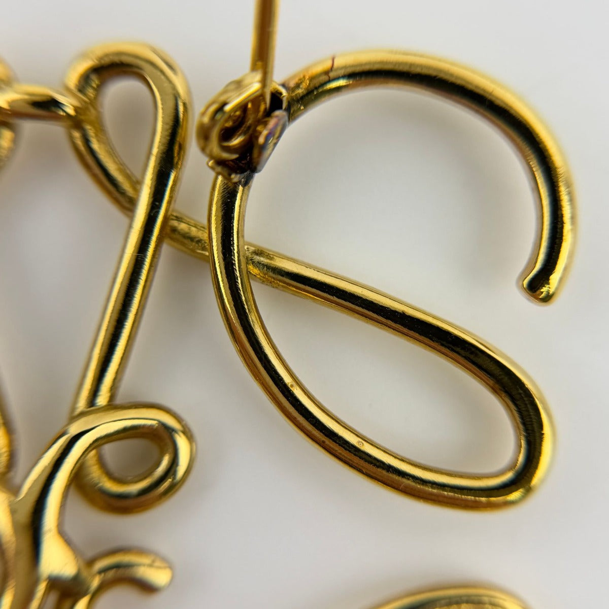 Loewe Anagram Brooch Gold Vintage — view 9