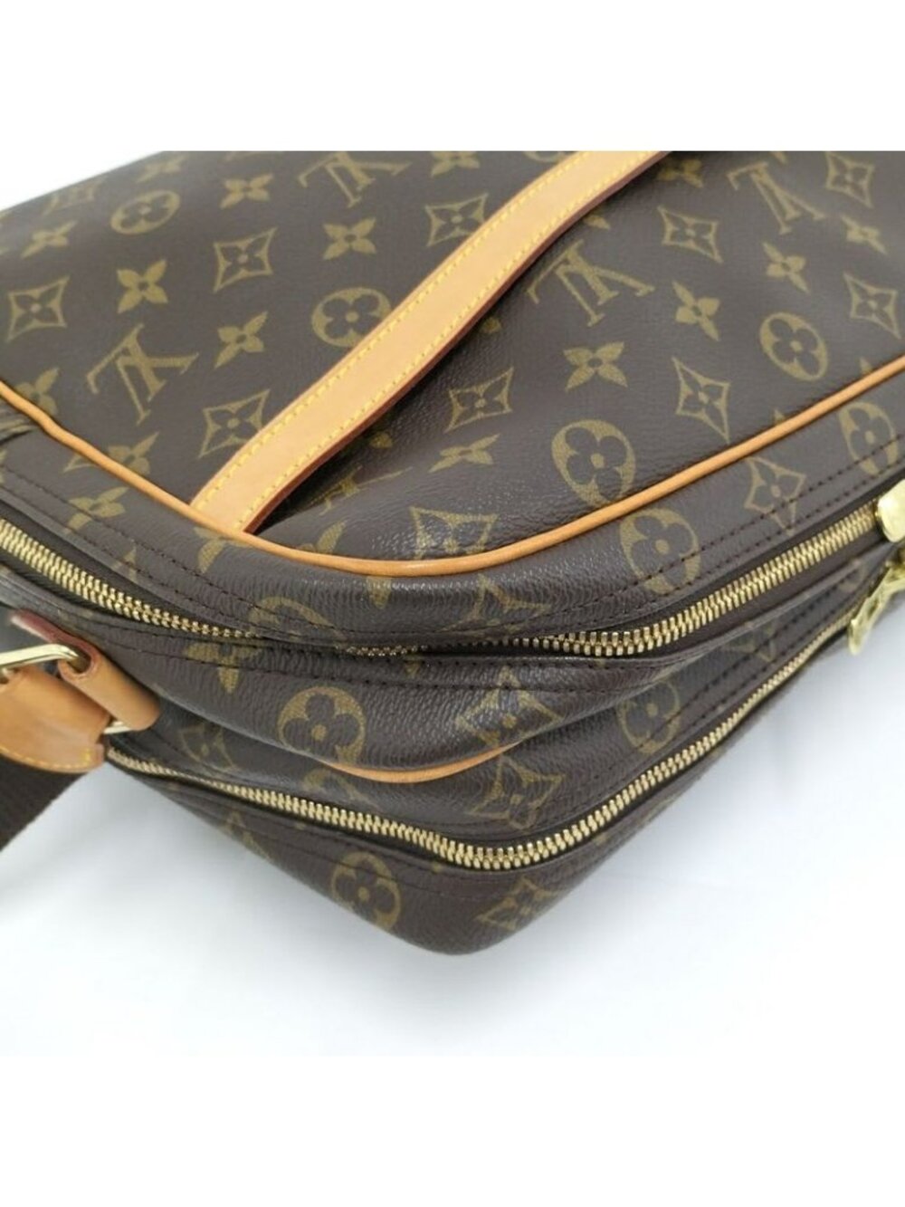 Louis Vuitton Reporter GM Shoulder Bag Monogram