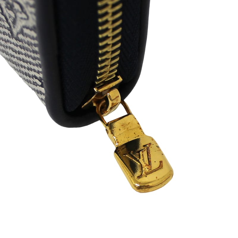 Louis Vuitton Monogram Jacquard — view 8