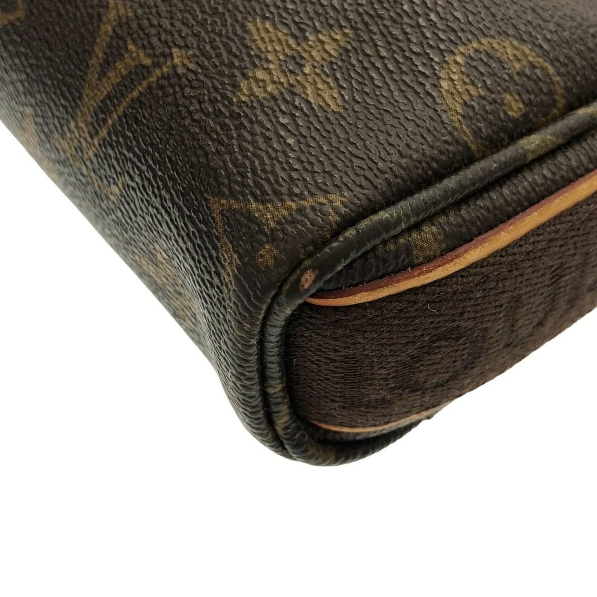 Louis Vuitton Monogram Trotteur Boble Shoulder Bag — view 3