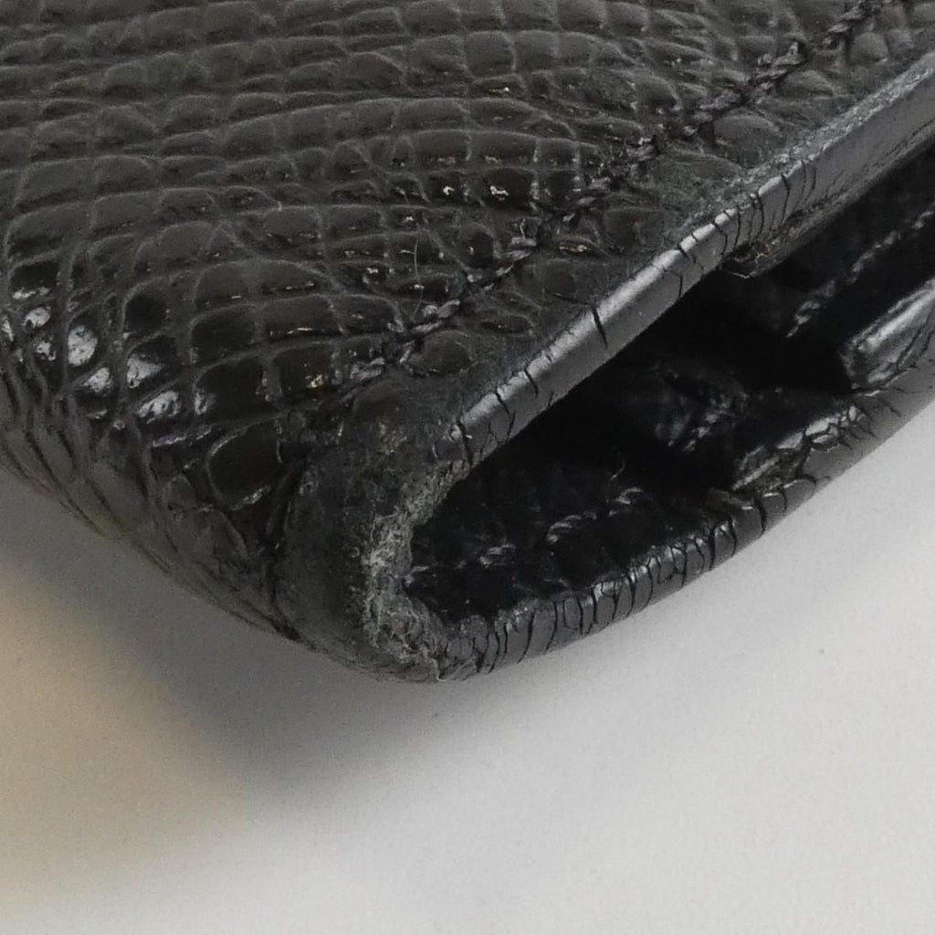 Louis Vuitton Taiga Portefeuille Ron Billfold Wallet — view 3