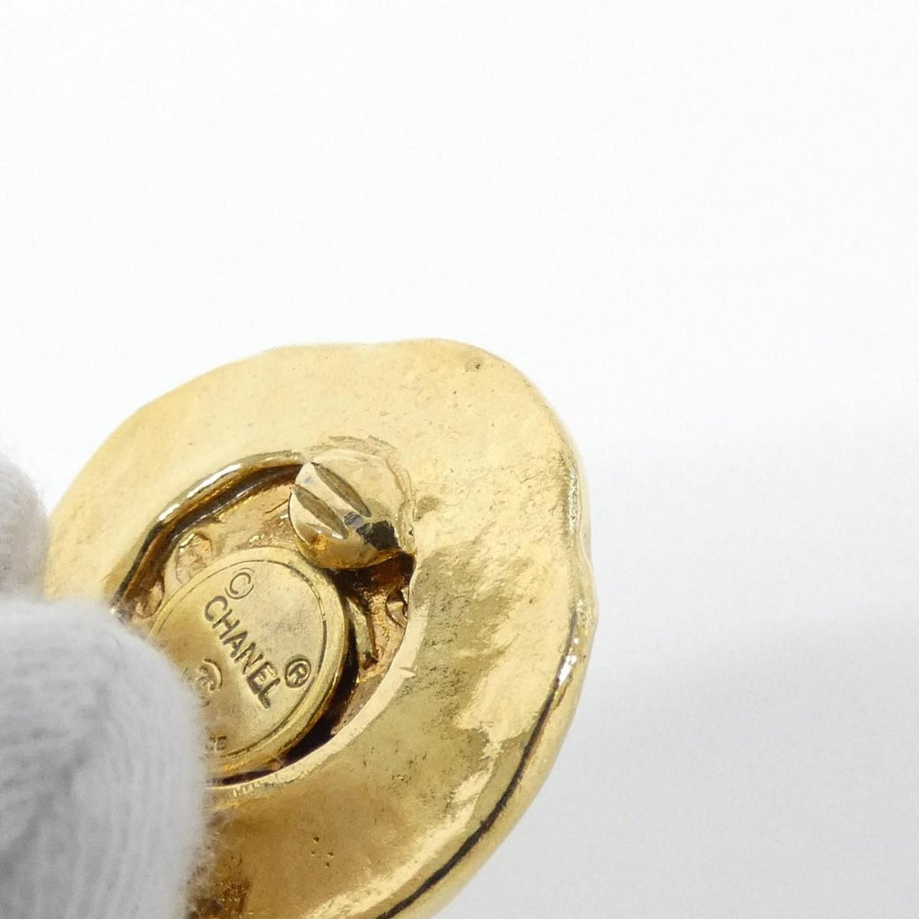 Chanel Vintage Earrings Gold — view 4