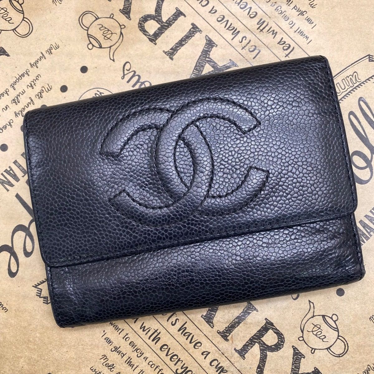 Chanel Trifold Wallet CC Logo Lambskin Black Card Billfold — view 3