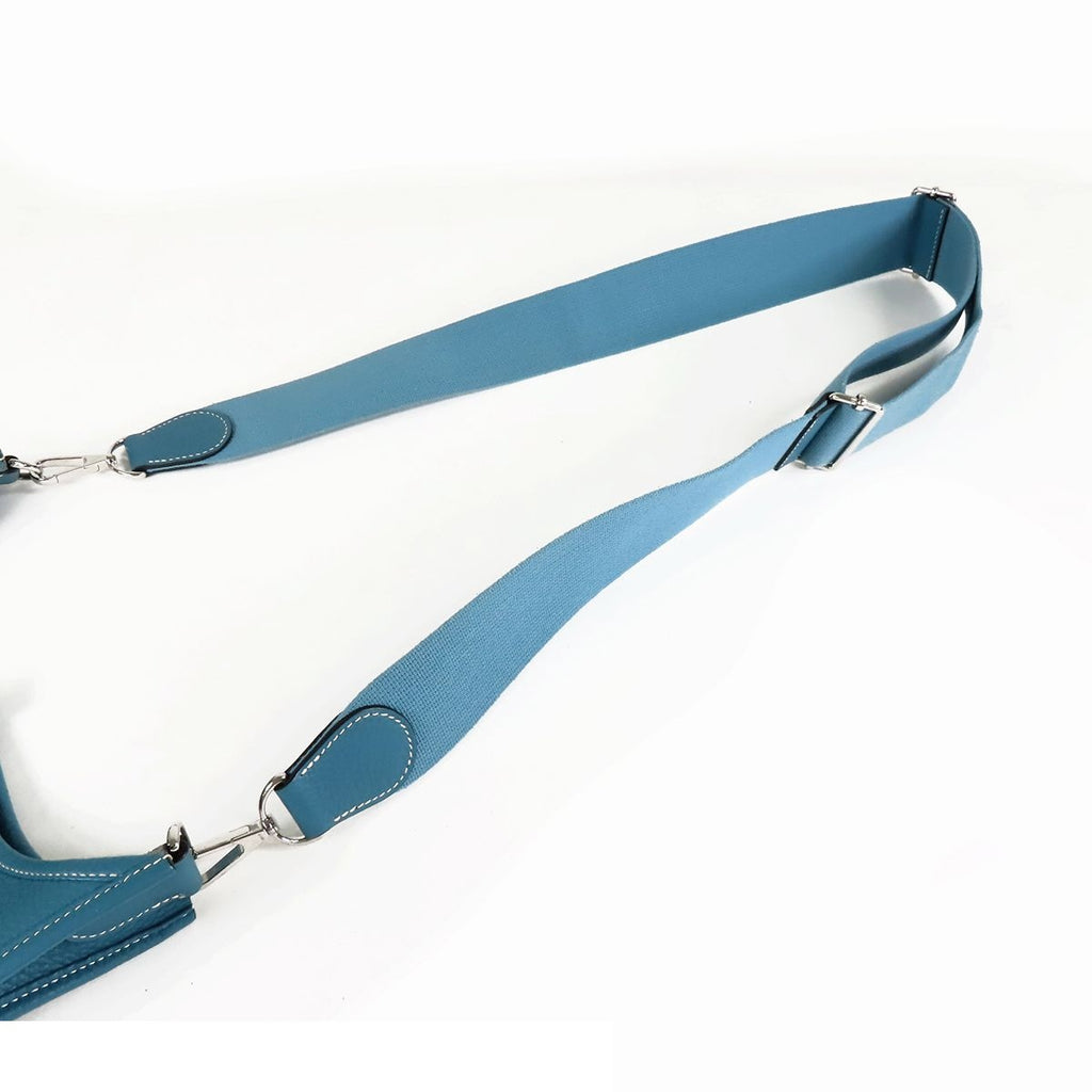 Hermes Evelyne 3 PM Blue Gene Silver Taurillon Shoulder Bag — view 4