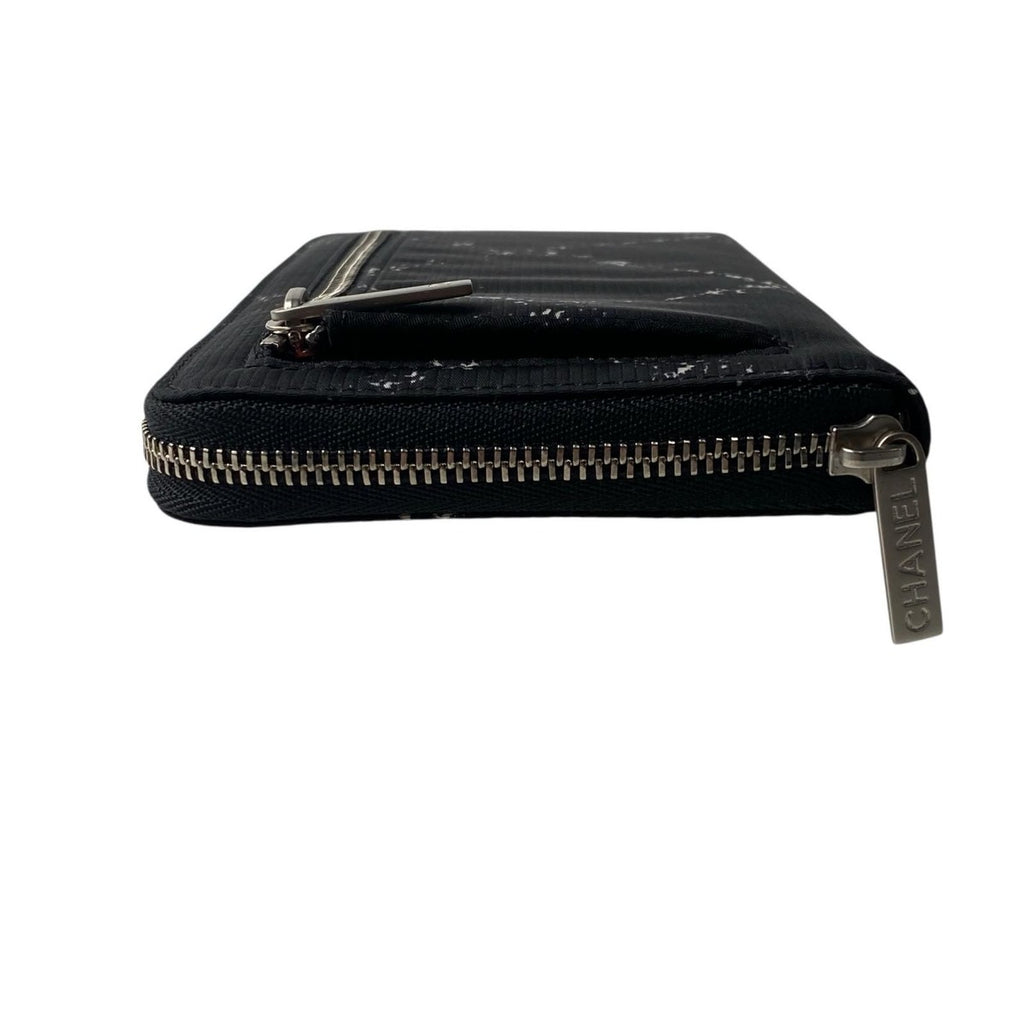 Chanel Travel Line Zip Around Wallet No 5 — view 3