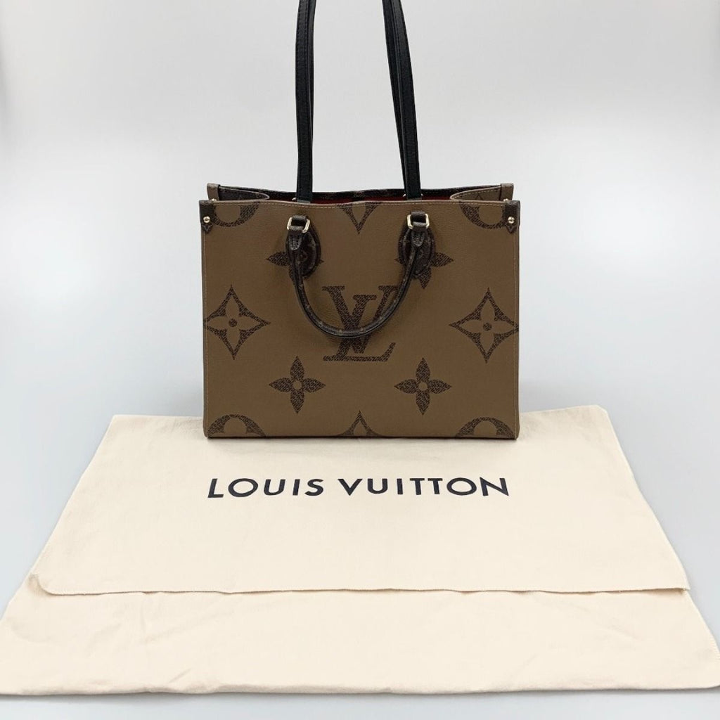 Louis Vuitton Monogram Giant On The Go MM 2-Way Bag Brown — view 9