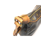 Louis Vuitton Shoulder Bag Monogram Boulogne 30 Inner Pocket Damaged — view 8