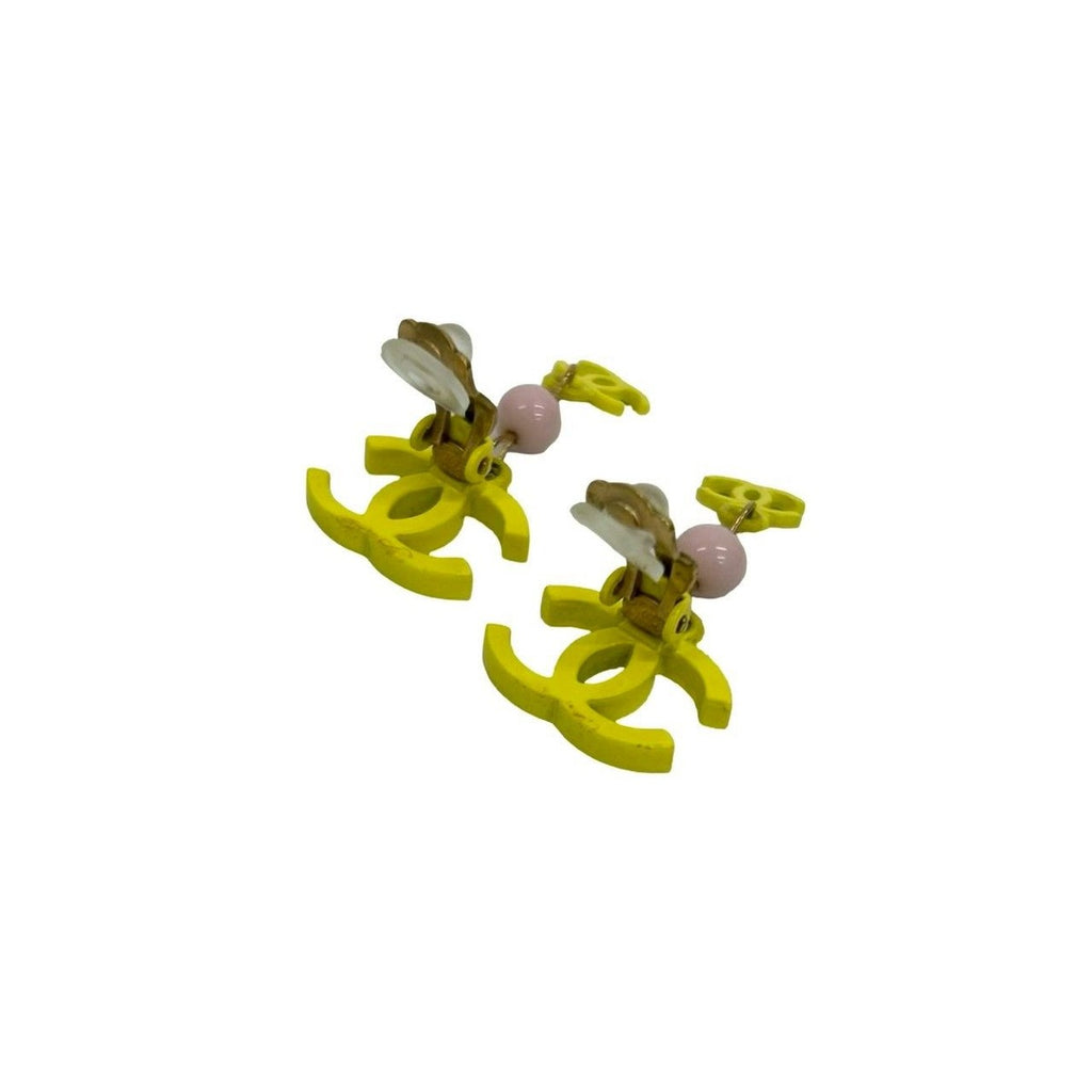 Chanel with Comment CC Logo Motif Plastic Earrings Ear Calf Gold Yellow — view 6