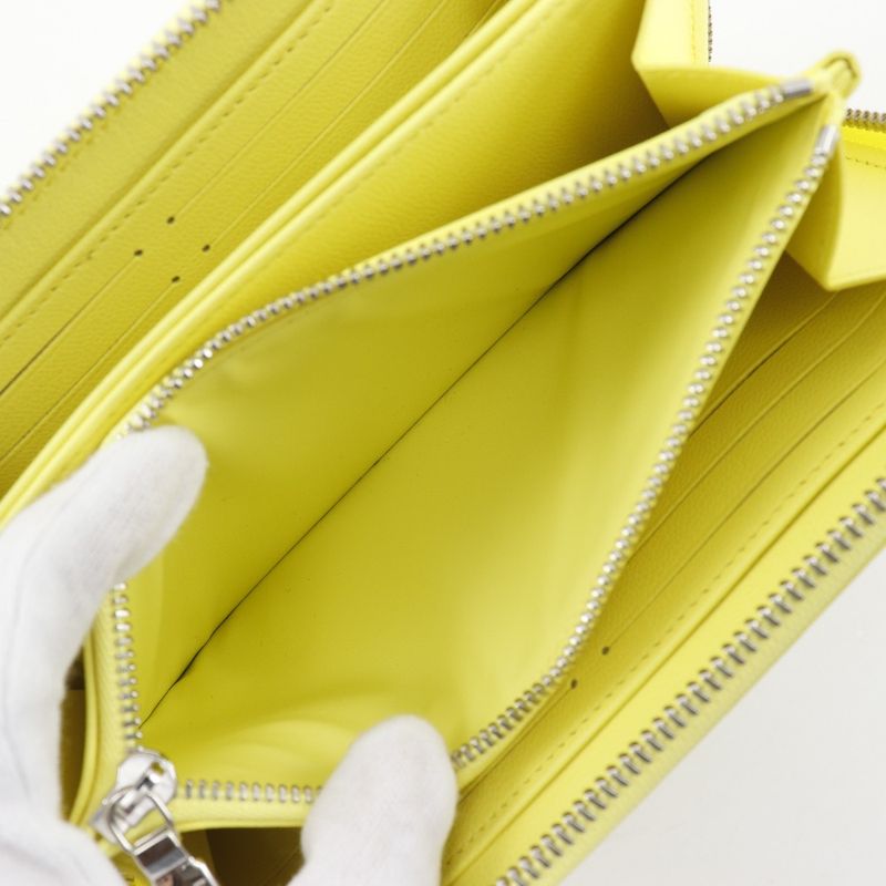 Louis Vuitton Zippy Wallet Coussin Lambskin Smiley Yellow Long — view 6