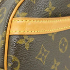 Louis Vuitton Vintage Monogram Blois Shoulder Bag — view 6