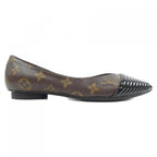 Louis Vuitton Flat Shoes Black 36