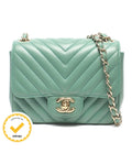 Chanel Chain Shoulder Bag Crossbody Gold Stitch Blanc Single Flap 23