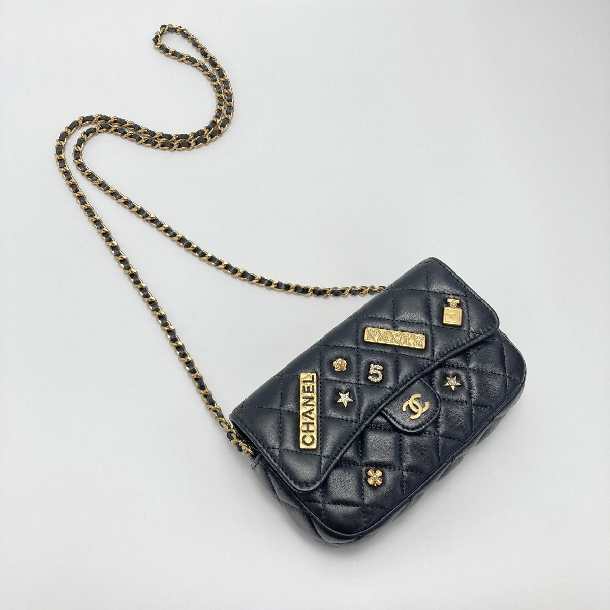 Chanel Quilted Flap Phone Case Ap2096 Black Chain Shoulder Lambskin — view 3