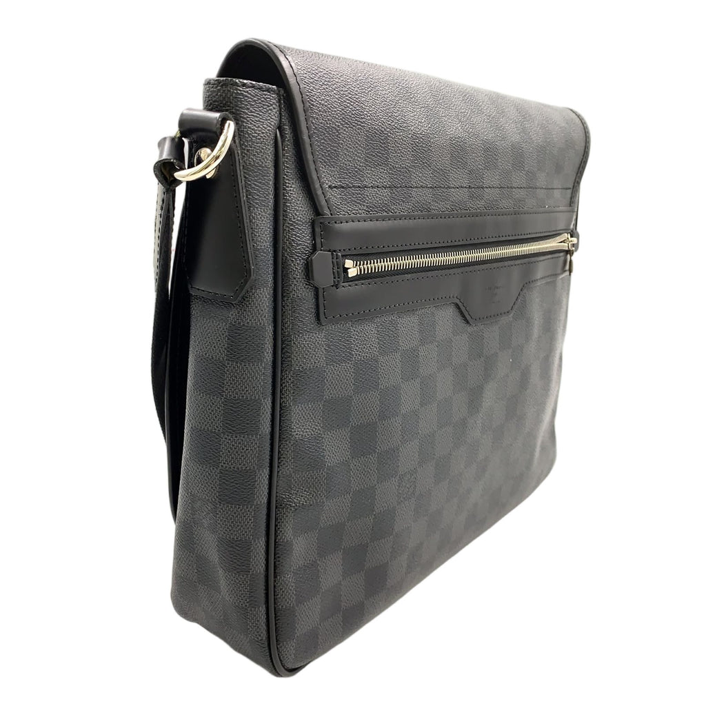 Louis Vuitton Daniel Damier Graphite Leather Black Shoulder Bag Silver — view 2