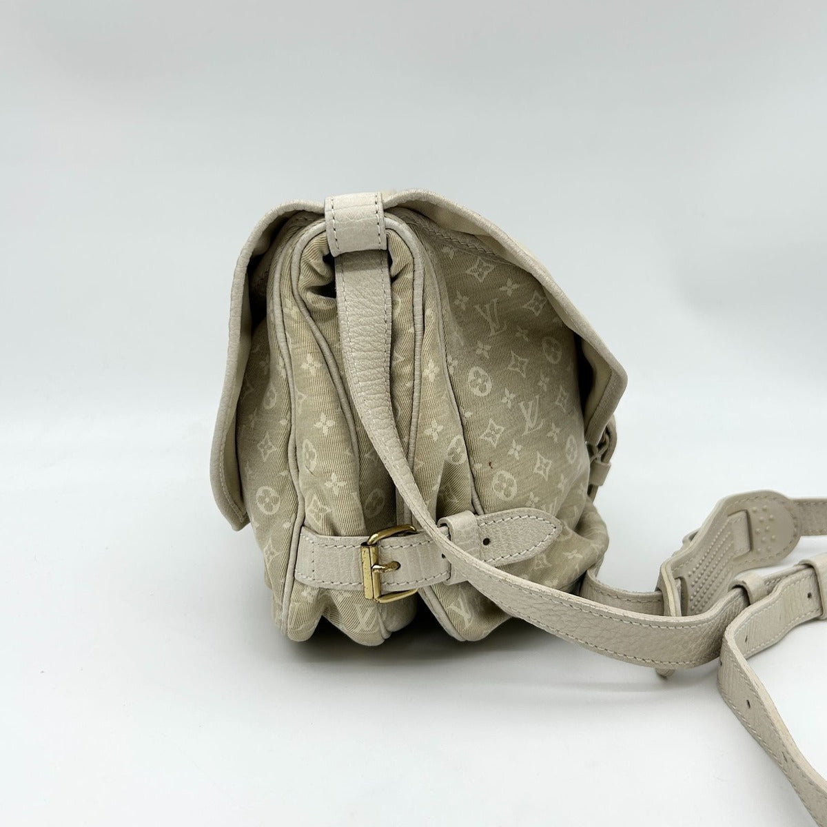 Louis Vuitton Monogram Mini Lin Saumur 30 Crossbody Shoulder Bag Dune White — view 3