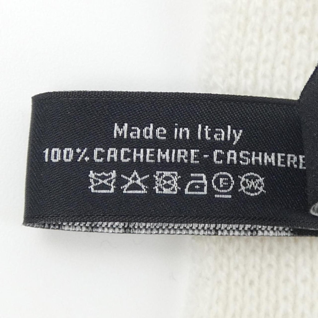Chanel Stole Scarf White — view 3