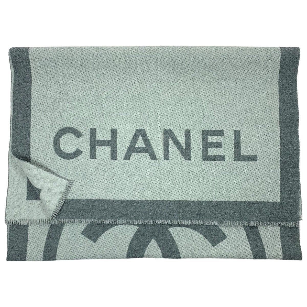 Chanel Coco Mark Large Gray Cashmere Silk Stole Shawl