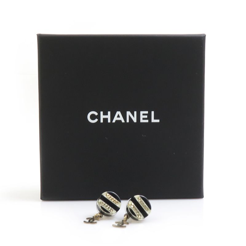 Chanel Classic Black and Gold Chain Earrings — view 9