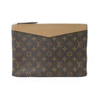 Louis Vuitton Monogram Daily Pouch — view 2